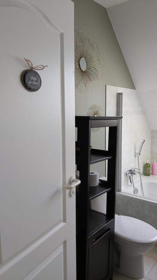 Chambre Climatisee Au Coeur De Brive Avec Televiseur Connecte Wifi Netflix Екстериор снимка